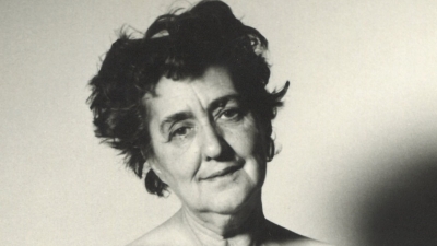 “Oscurità e attesa”: la poesia di Alda Merini