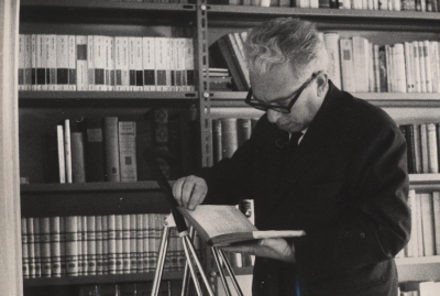 Fuori tempo, al di là della storia: sulla poesia di Fortini